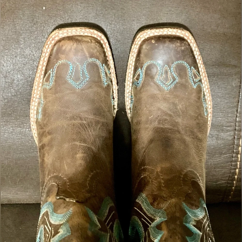 Ariat Caballera Western Boot with Turquoise accents - Picture 6 of 16